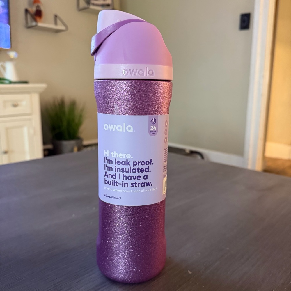 Owala Color Drop Limited So Eggstra insulated Water Bottle 24 oz Freesip